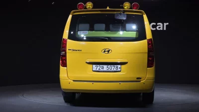 Hyundai Starex