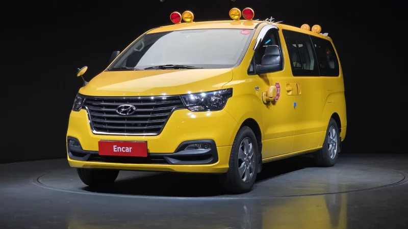 Hyundai Starex