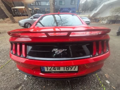 Ford MUSTANG