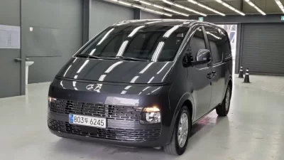Hyundai Staria