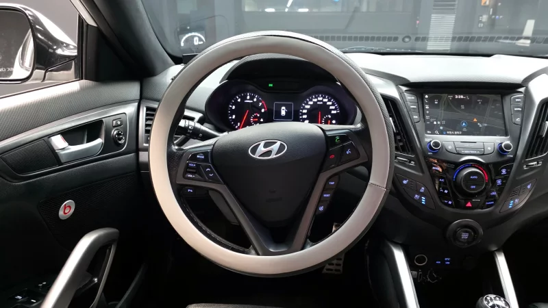 Hyundai Veloster