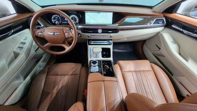Genesis G90