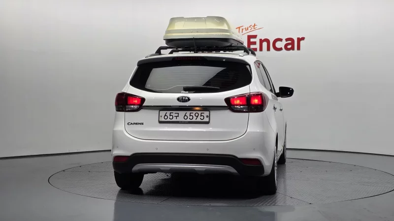 Kia Carens