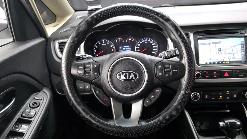 Kia Carens