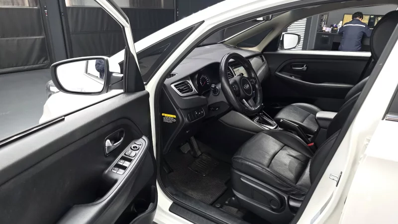 Kia Carens