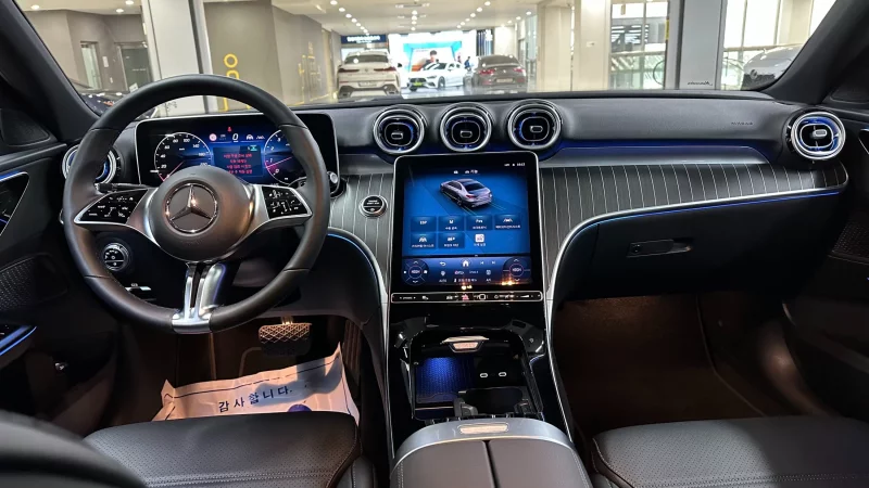 Mercedes-Benz C-Class