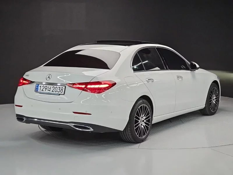 Mercedes-Benz C-Class