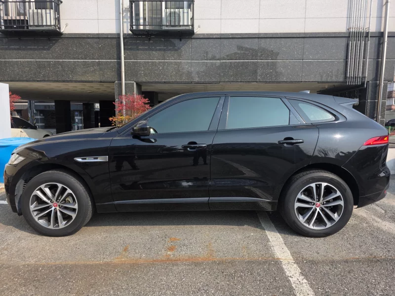 Jaguar F-PACE