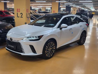 Lexus RX450h+