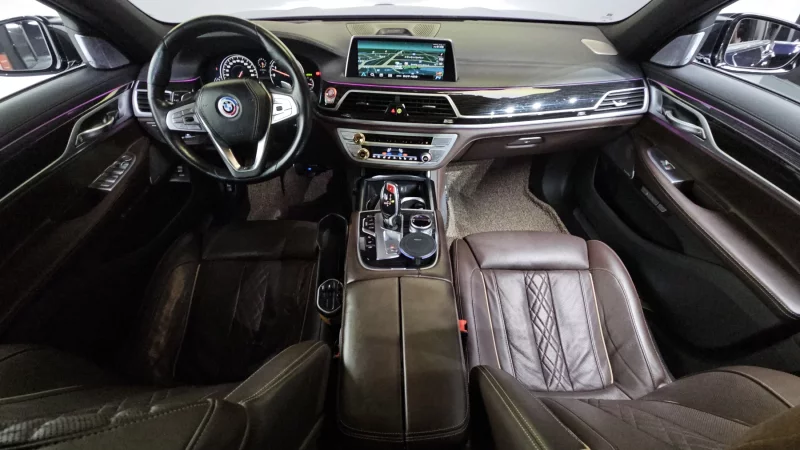 BMW 7-Series