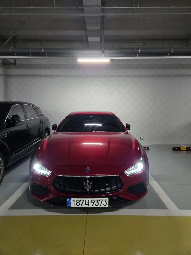 Maserati GHIBLI