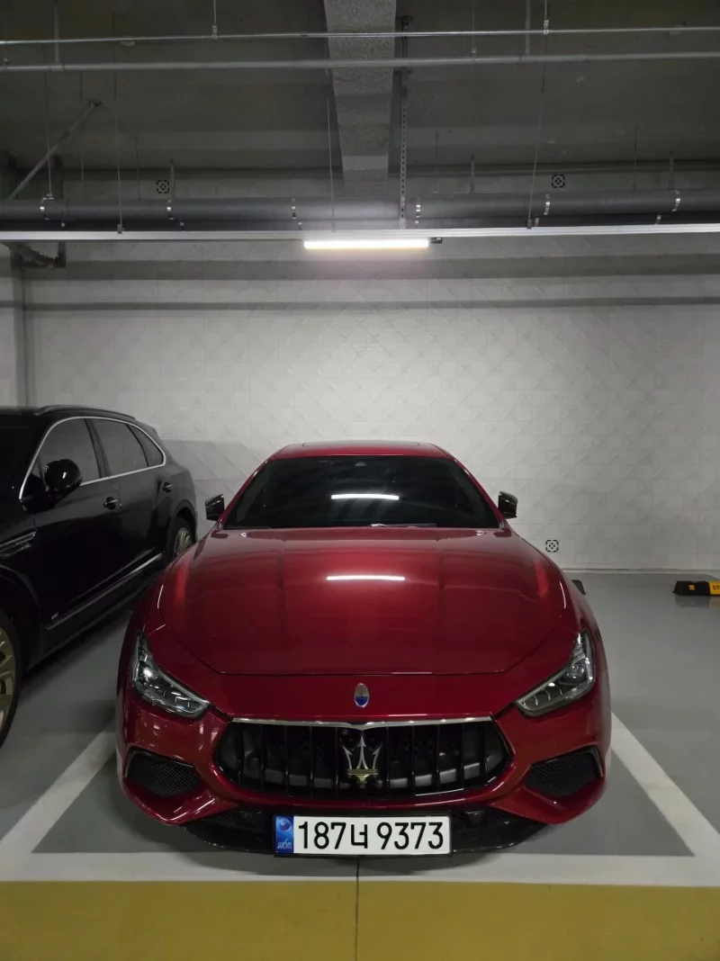 Maserati GHIBLI