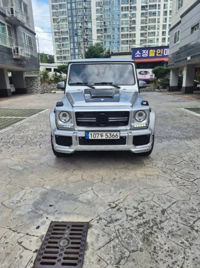 Mercedes-Benz G-Class