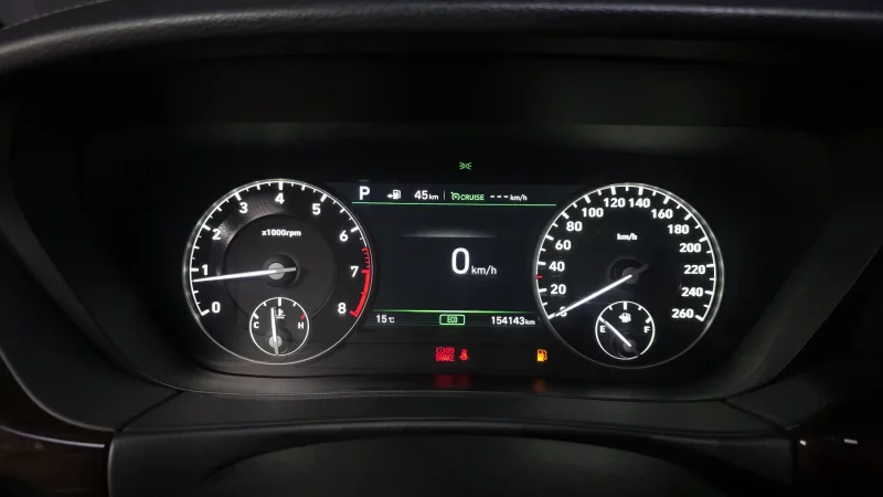 Genesis EQ900