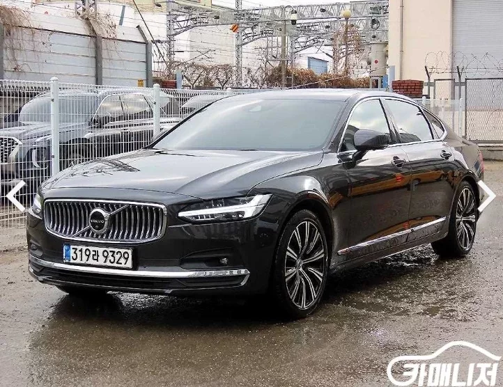 Volvo S90