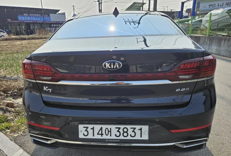 Kia K7