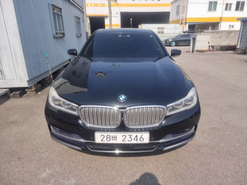 BMW 7-Series