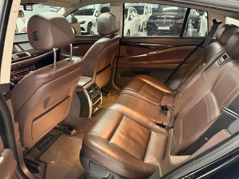 BMW 5-Series Gran Turismo