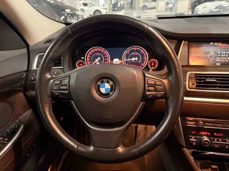 BMW 5-Series Gran Turismo