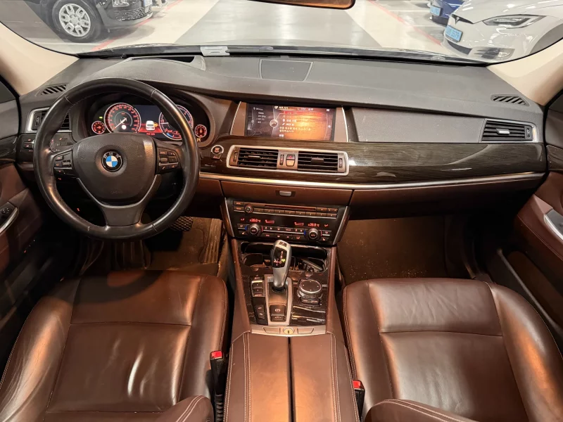 BMW 5-Series Gran Turismo