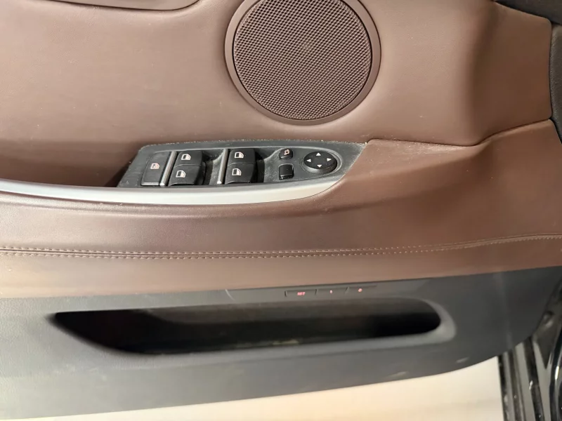 BMW 5-Series Gran Turismo