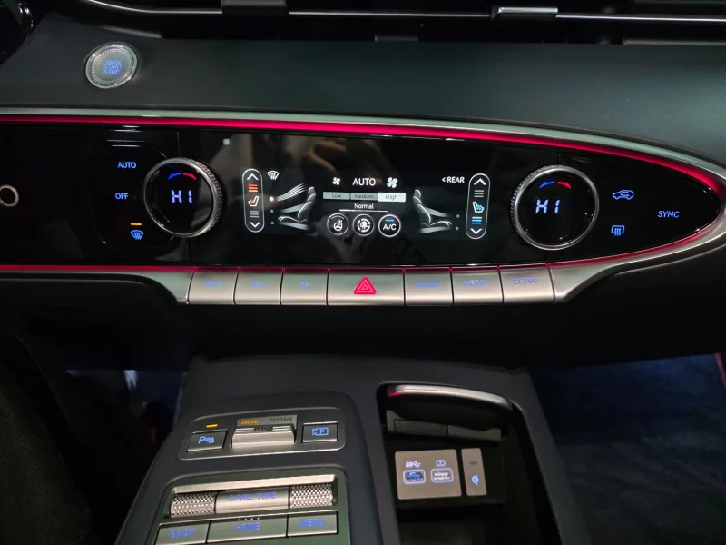 Genesis GV70