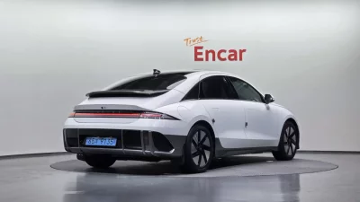 Hyundai Ioniq 6