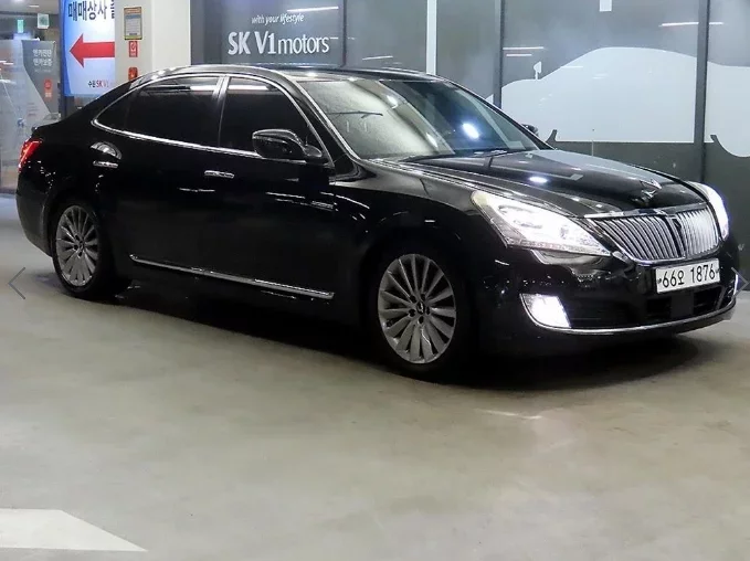 Hyundai Equus