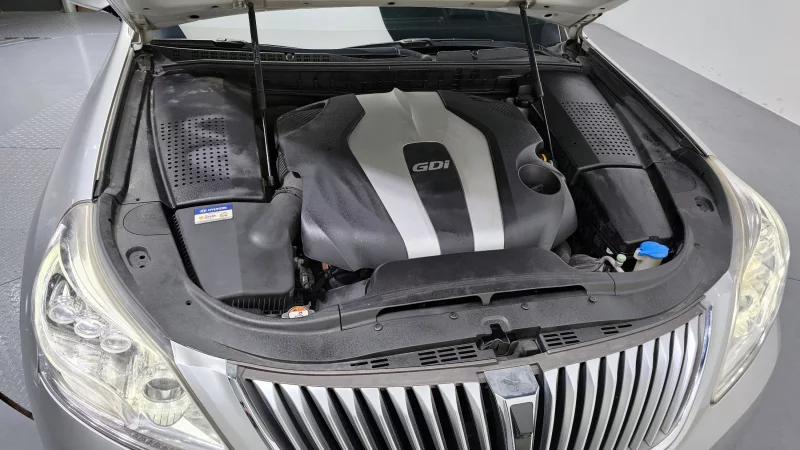 Hyundai Equus