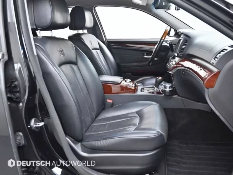 SsangYong Chairman W