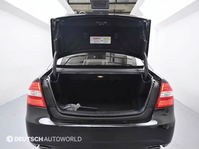 SsangYong Chairman W