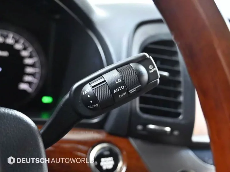 SsangYong Chairman W