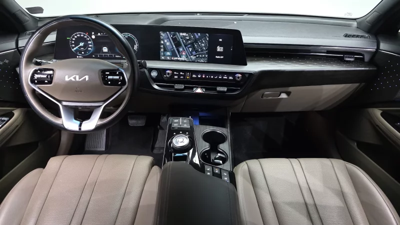 Kia K8