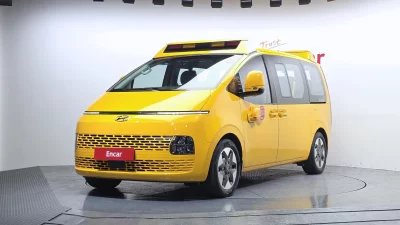Hyundai Staria