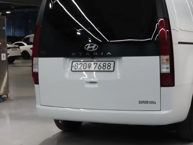Hyundai Staria