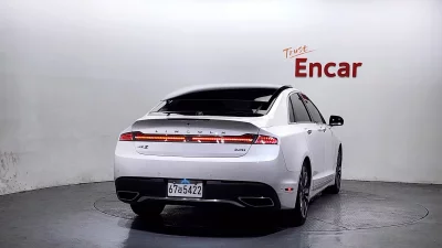 Lincoln MKZ