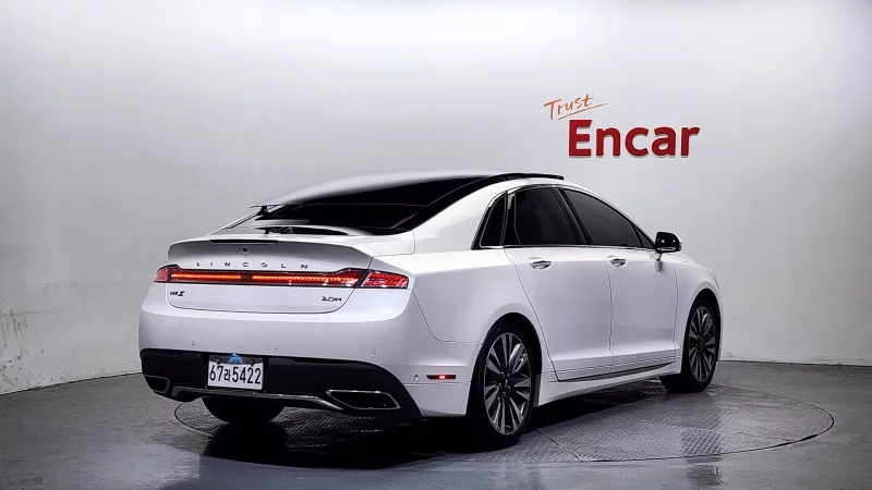 Lincoln MKZ