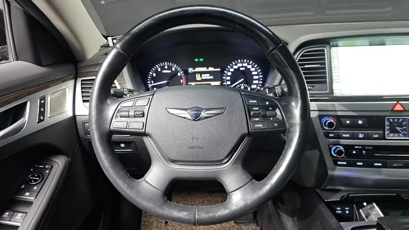 Genesis G80