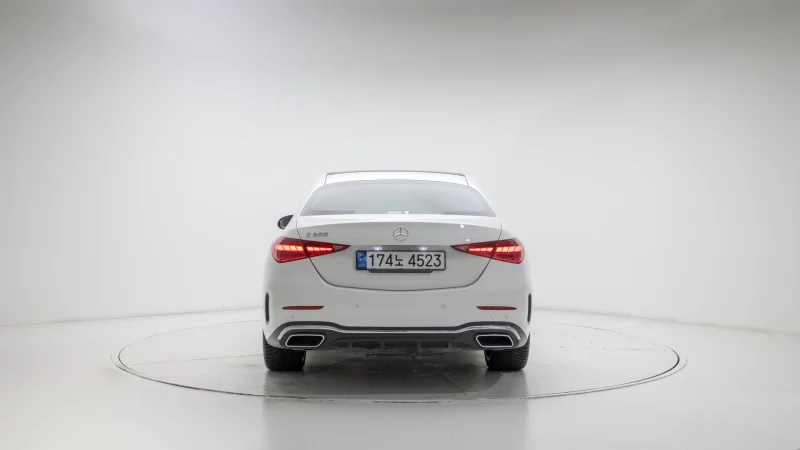 Mercedes-Benz C-Class