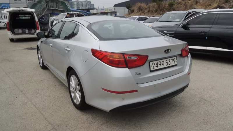 Kia K5