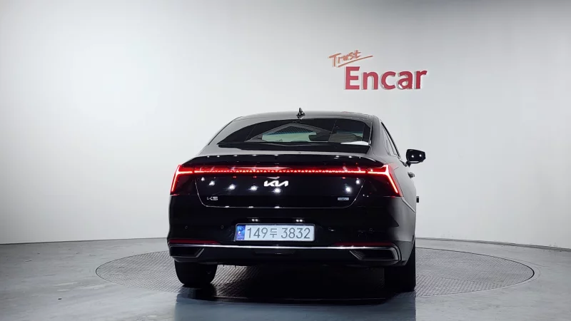 Kia K8
