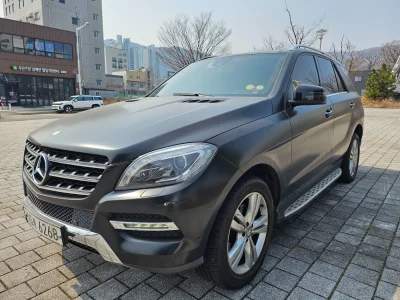 Mercedes-Benz M-class