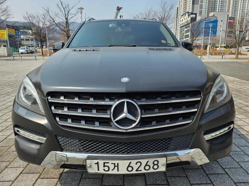 Mercedes-Benz M-class
