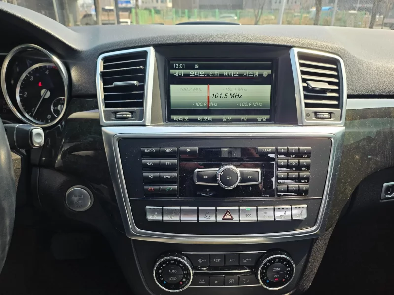 Mercedes-Benz M-class