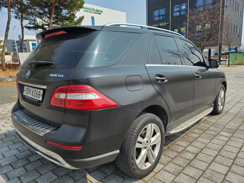 Mercedes-Benz M-class