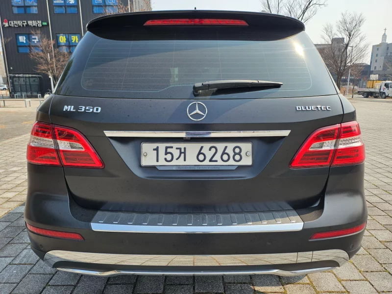 Mercedes-Benz M-class