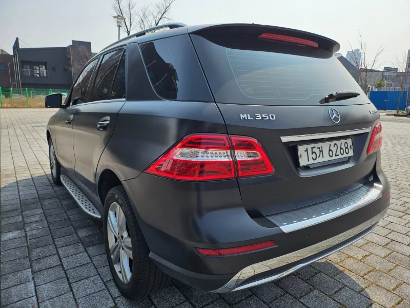 Mercedes-Benz M-class