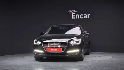 Genesis EQ900