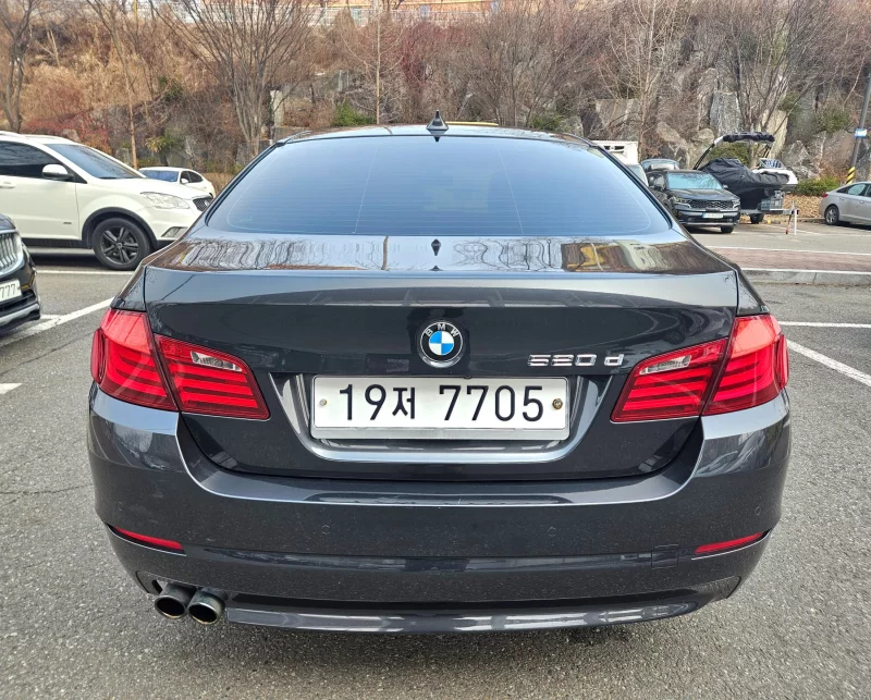 BMW 5-Series