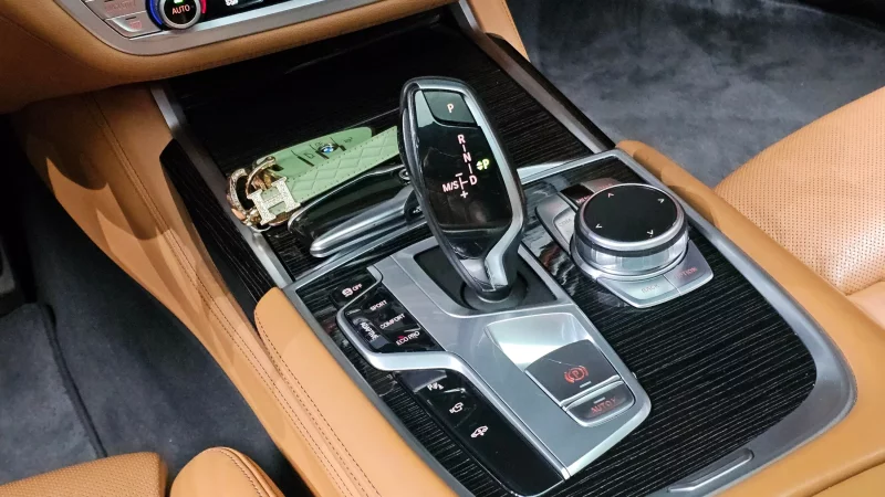 BMW 7-Series